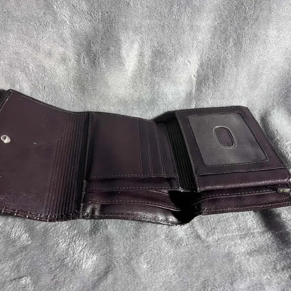 Fossil Vintage Genuine Brown Leather Croc Embossed Trifold Wallet